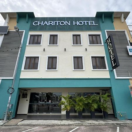 Chariton Hotel Nusa Bestari Джохор Бахру Екстериор снимка