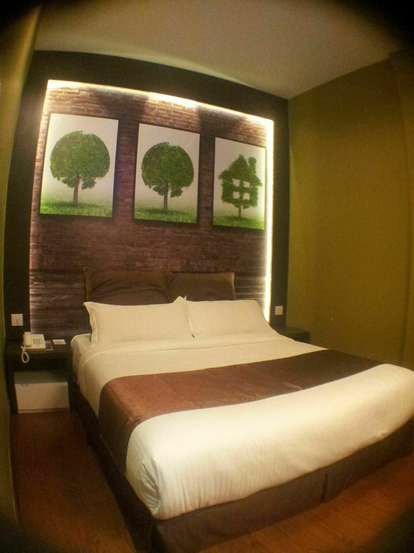 Chariton Hotel Nusa Bestari Джохор Бахру Екстериор снимка