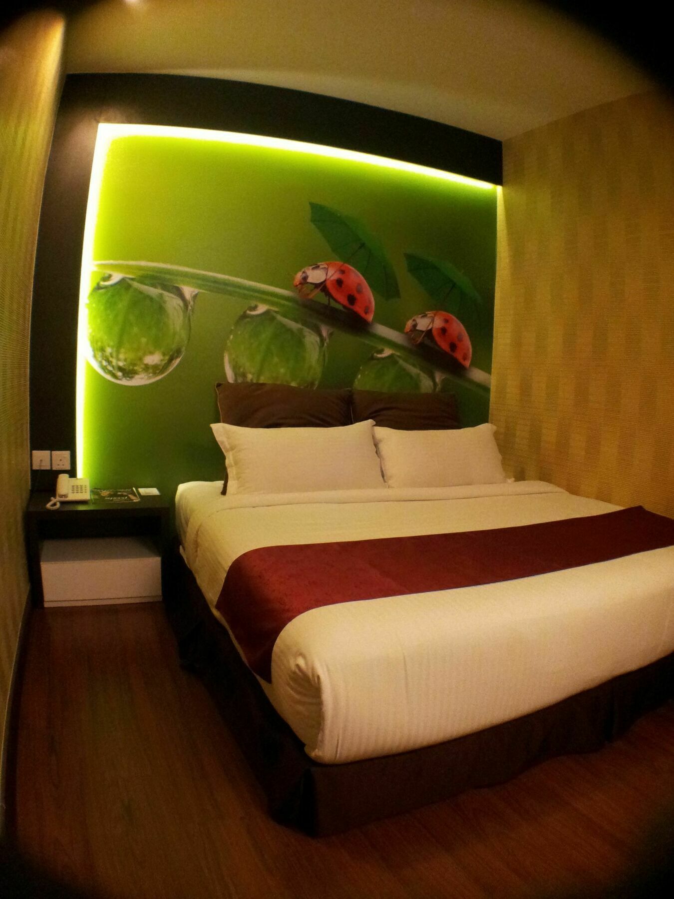 Chariton Hotel Nusa Bestari Джохор Бахру Екстериор снимка