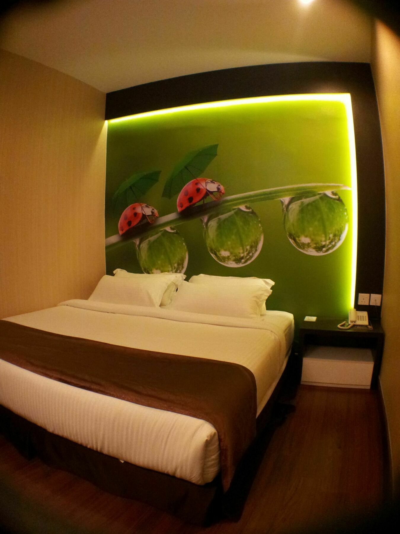 Chariton Hotel Nusa Bestari Джохор Бахру Екстериор снимка